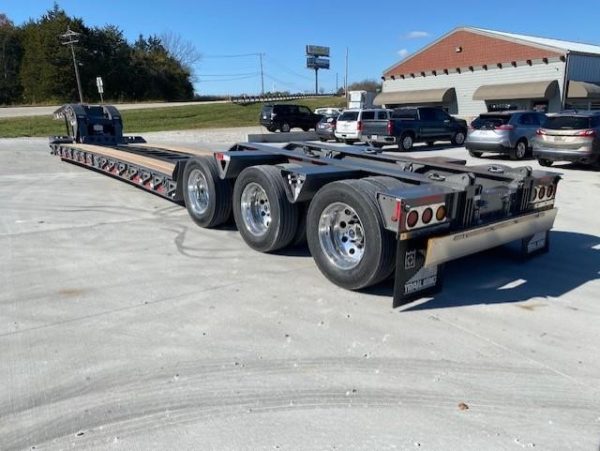 2024 TRAIL KING 55 TON HYDRAULIC RGN W/ PONY MOTOR - Reno's Trailer Sales