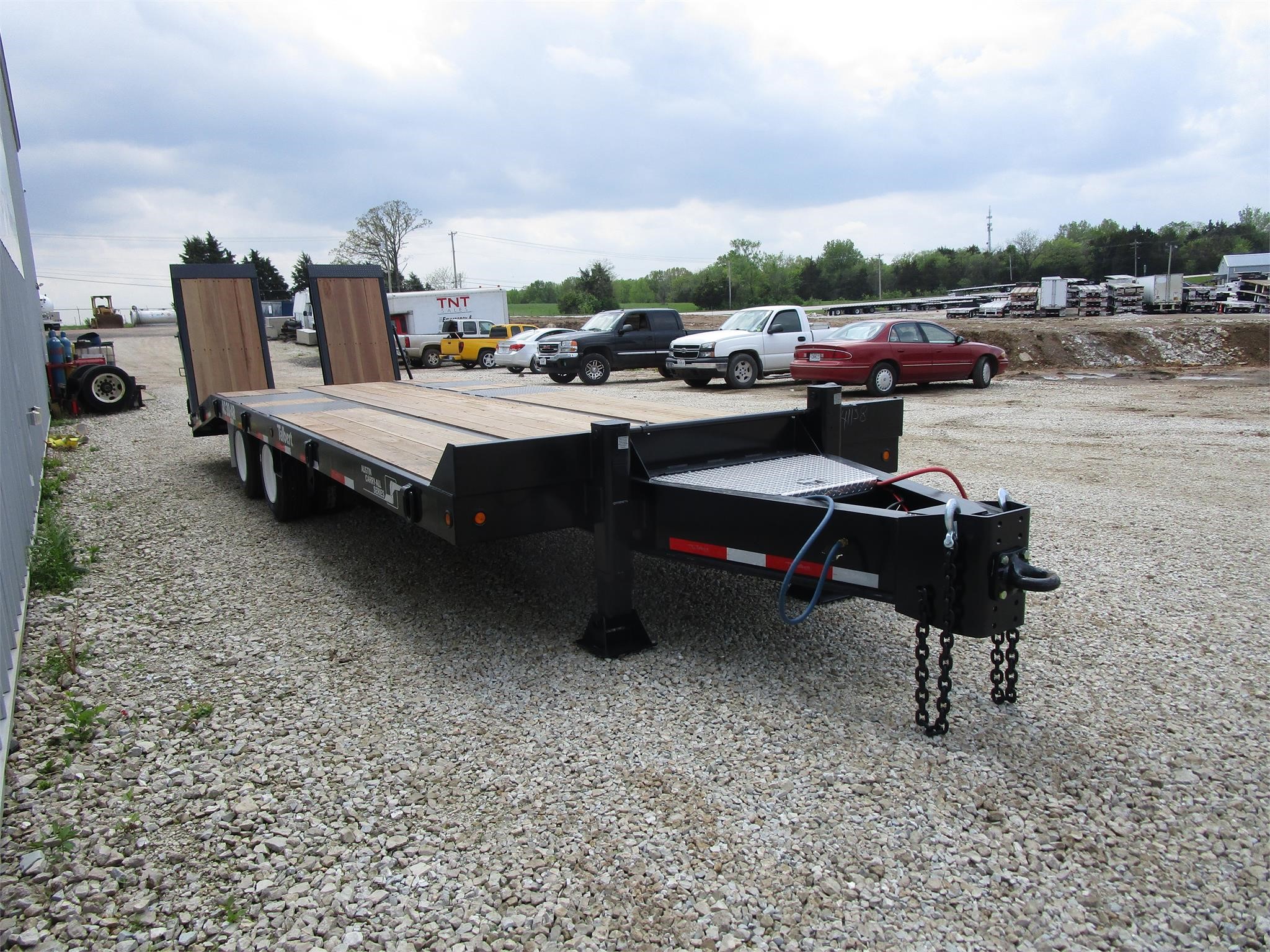 2025 TALBERT AC-20-AR 20 Ton Tag Trailer w/ Air Ramps - image 1 of 6