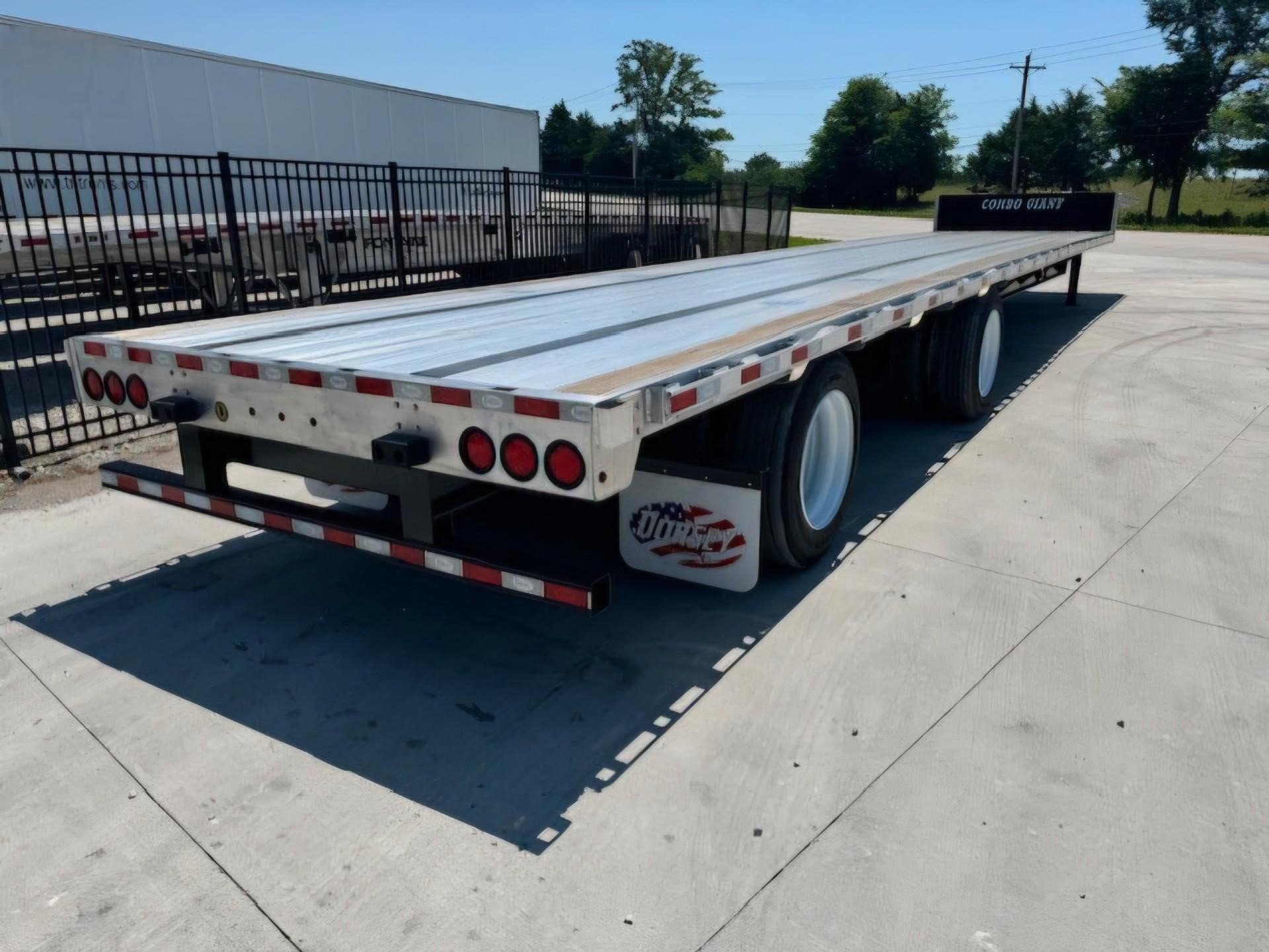 2025 DORSEY (QTY:6) 53' COMBO DROP DECK W/ REAR AXLE SLIDE - image 2 of 6