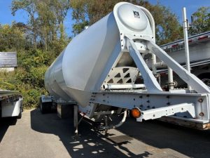 2012 TRAIL KING 1050 CU. FT DRY BULK TANK 9022652488